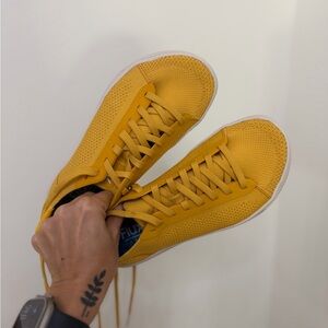 Flux Footwear Adapt Knit Trainer Barefoot Converse Sneakers in Yellow